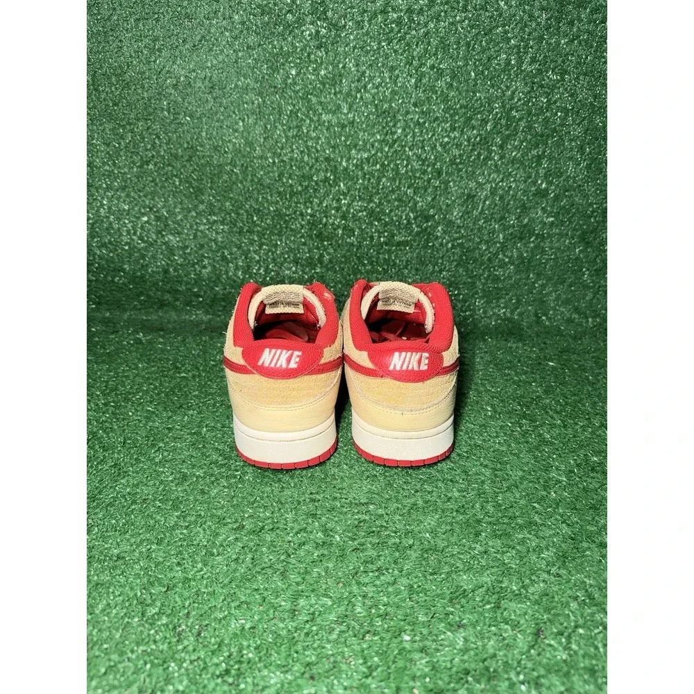 Nike Dunk Low Mens Size 9 Strawberry Waffle Suede Skate Shoes Athletic Sneakers